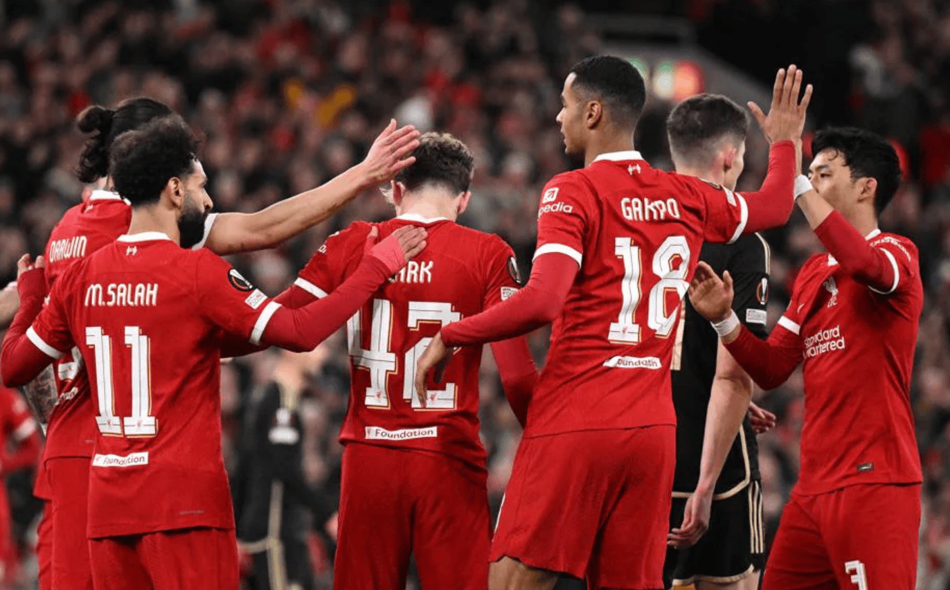 关于热刺主场击败阿斯顿维拉，继续保持领先位置的信息