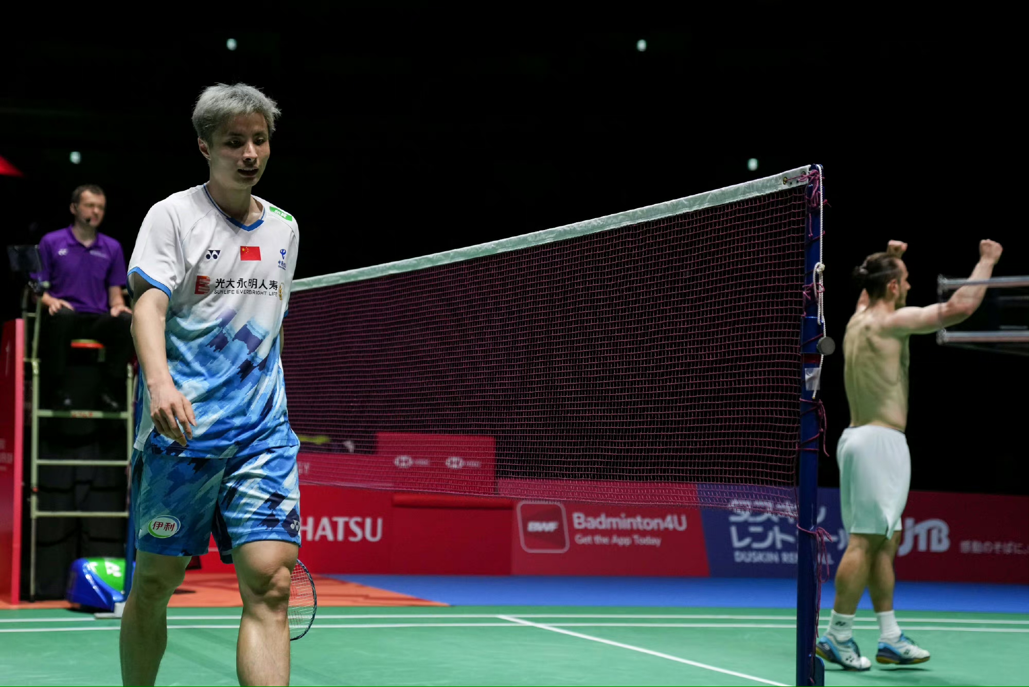 开云平台-包含泰国队力克日本队，石宇奇统治全场的词条