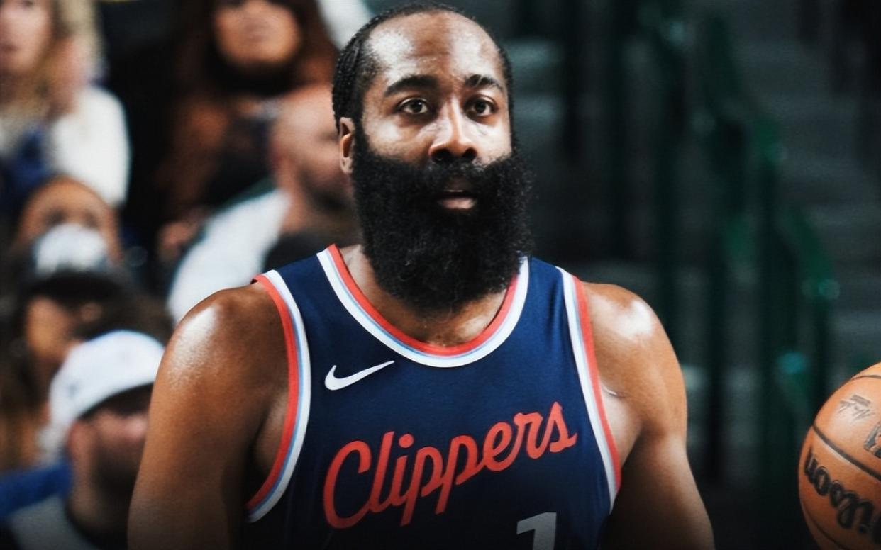 开云体育中国-深圳队险胜勇士，哈登点燃赛场的简单介绍